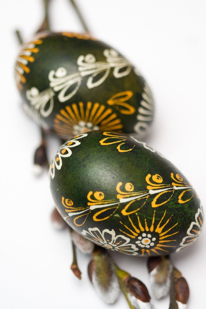 easter eggs brown